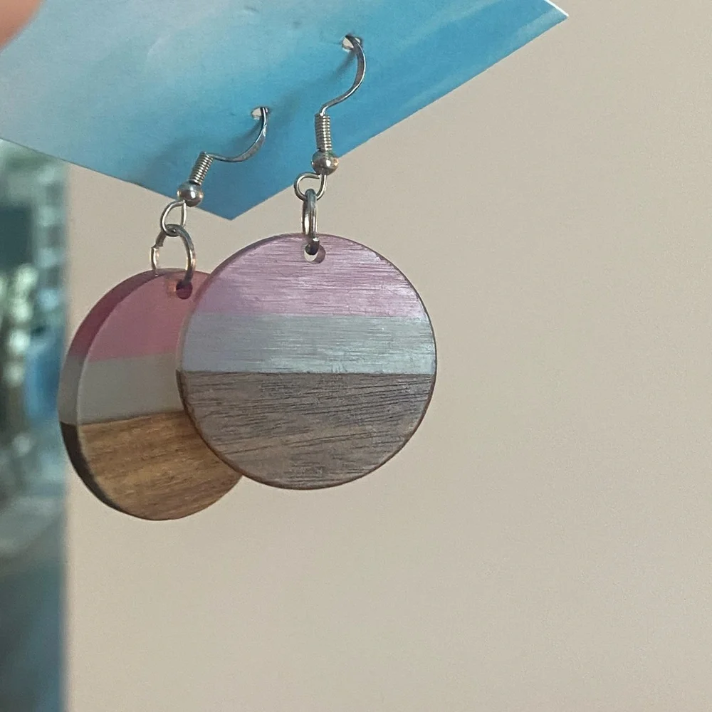 Light weight wood earrings.